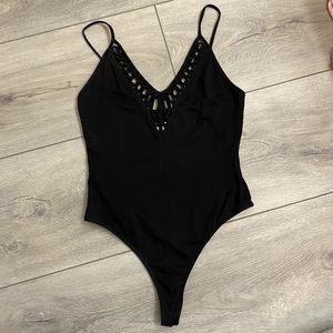 Front detail low cut bodysuit